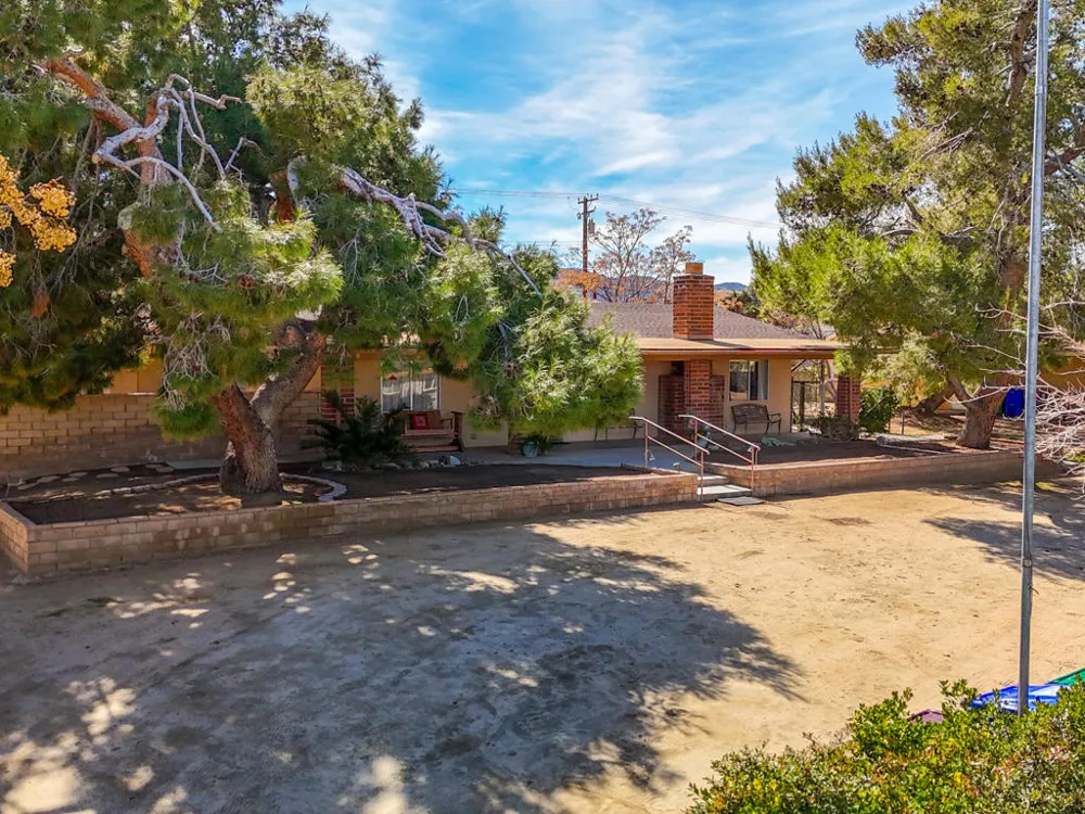 57885 El Dorado Drive Yucca Valley, CA 92284