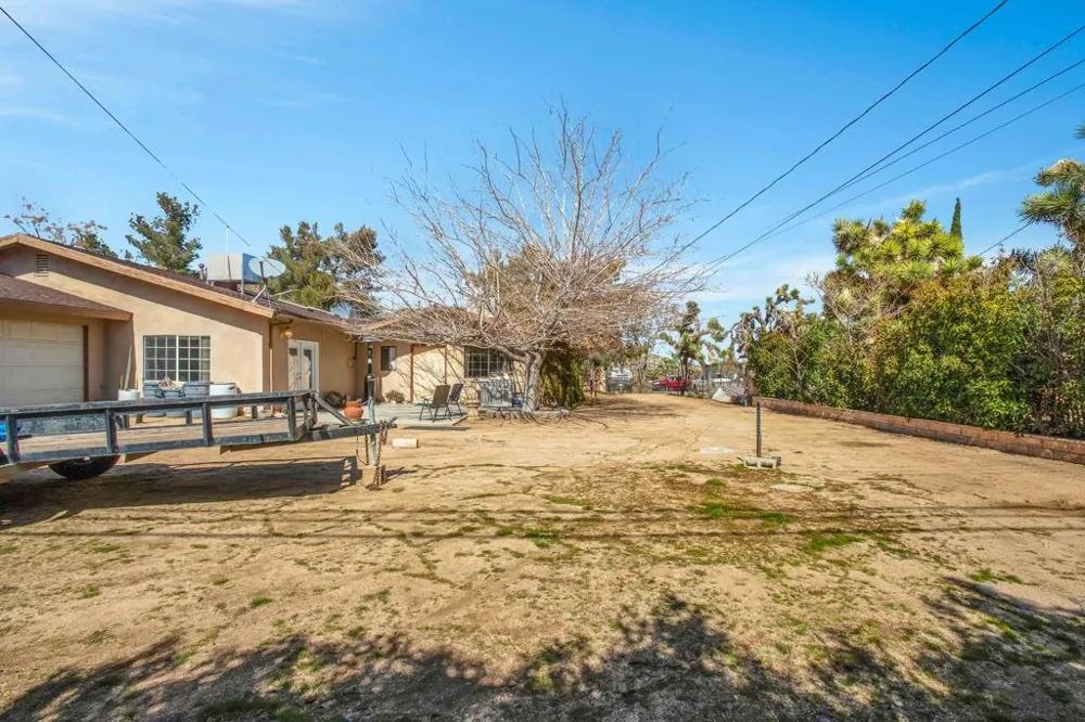 57885 El Dorado Drive Yucca Valley, CA 92284