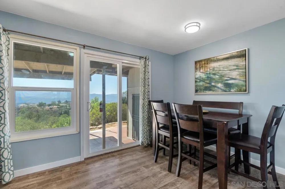 497 Mountain View Road El Cajon, CA 92021