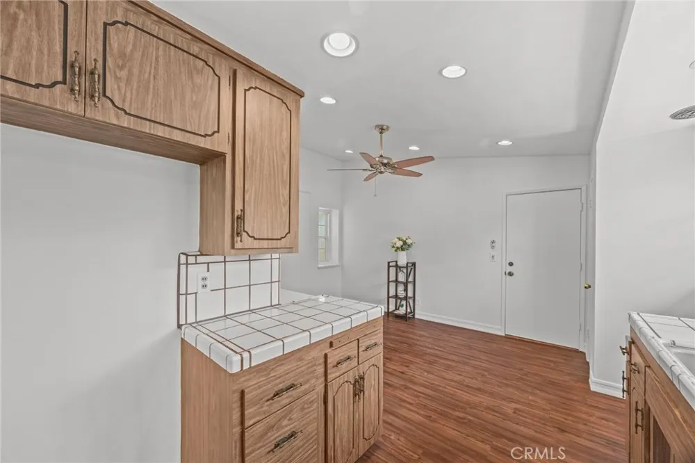 9829 Whitmore Street El Monte, CA 91733