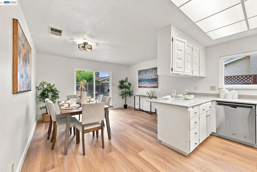 34446 Helston Pl. Fremont, CA 94555