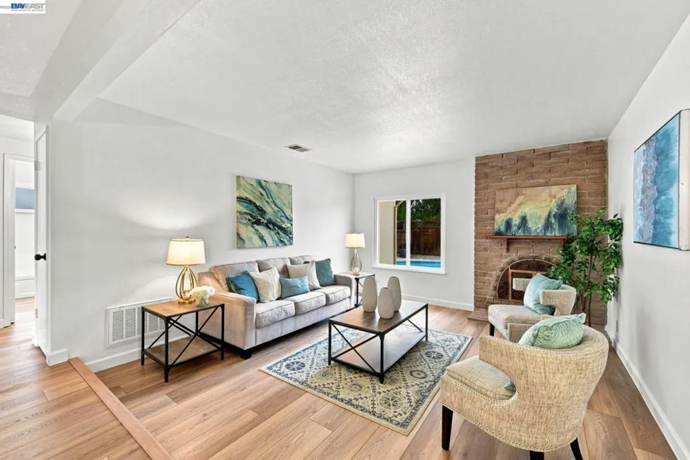 34446 Helston Pl. Fremont, CA 94555