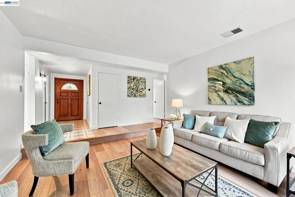34446 Helston Pl. Fremont, CA 94555