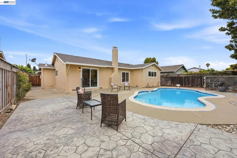 34446 Helston Pl. Fremont, CA 94555