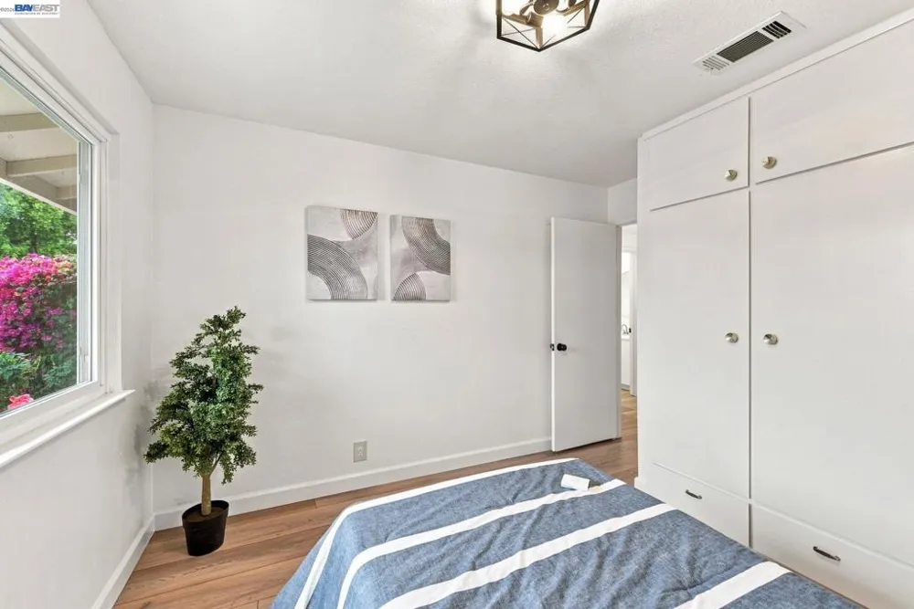 34446 Helston Pl. Fremont, CA 94555