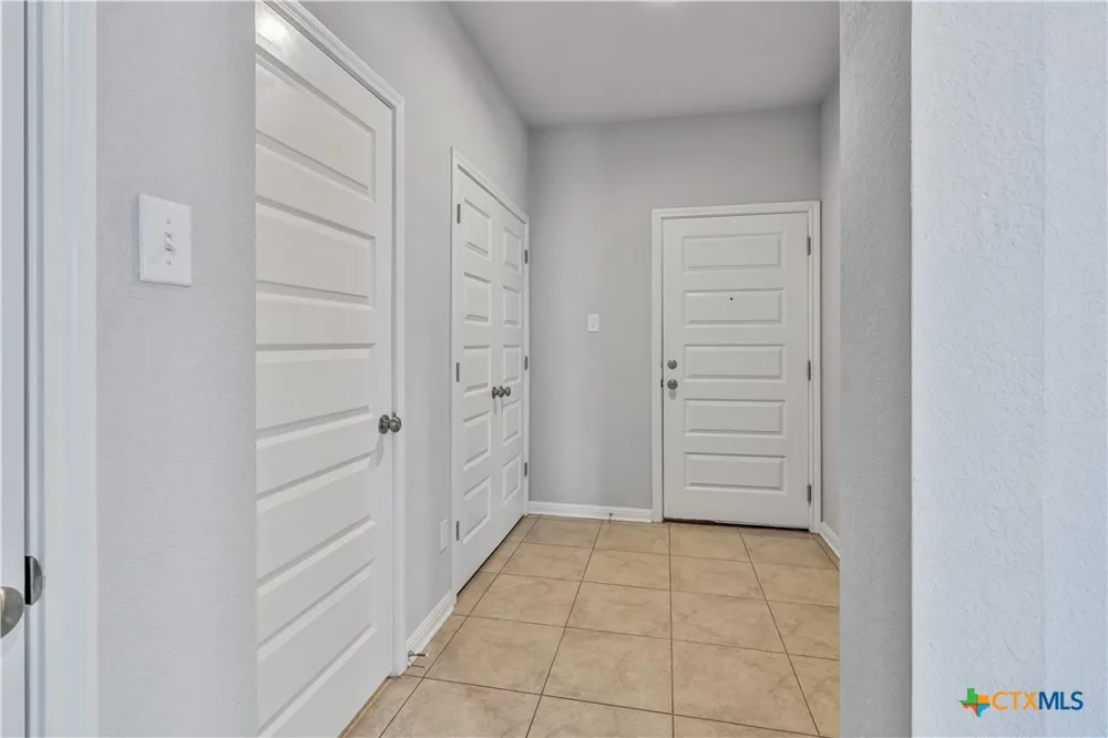 128 Old Stagecoach Road Jarrell, TX 76537