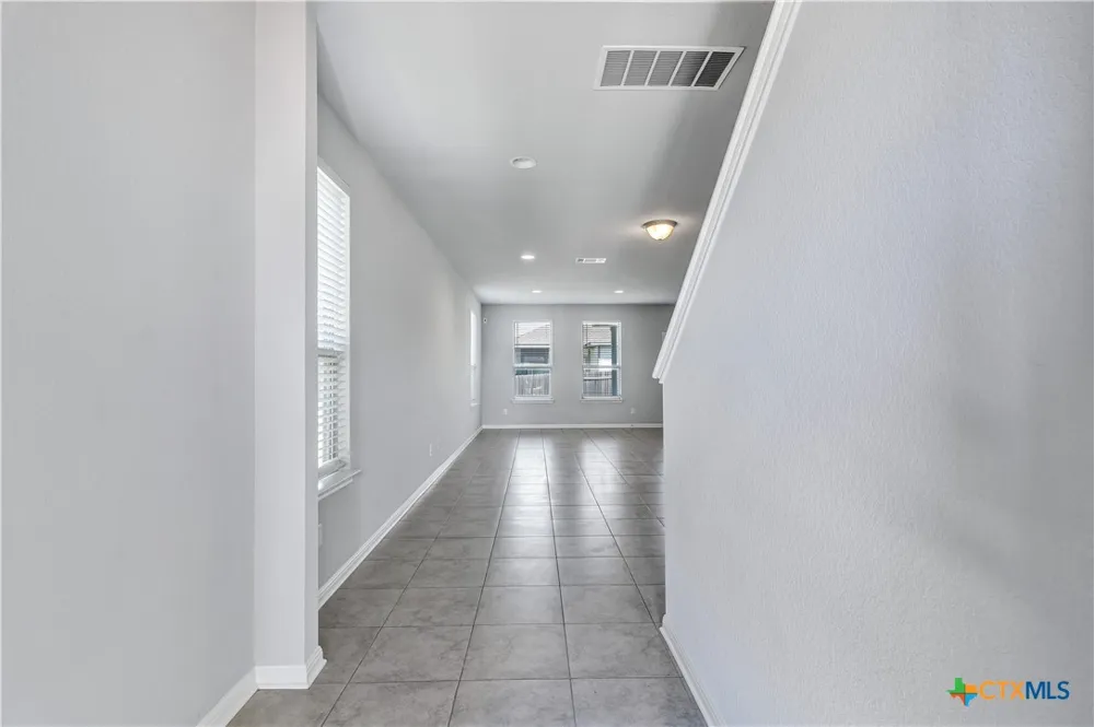 128 Old Stagecoach Road Jarrell, TX 76537