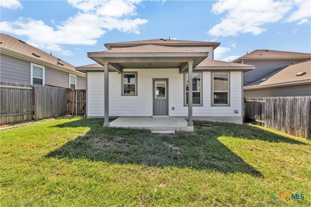 128 Old Stagecoach Road Jarrell, TX 76537