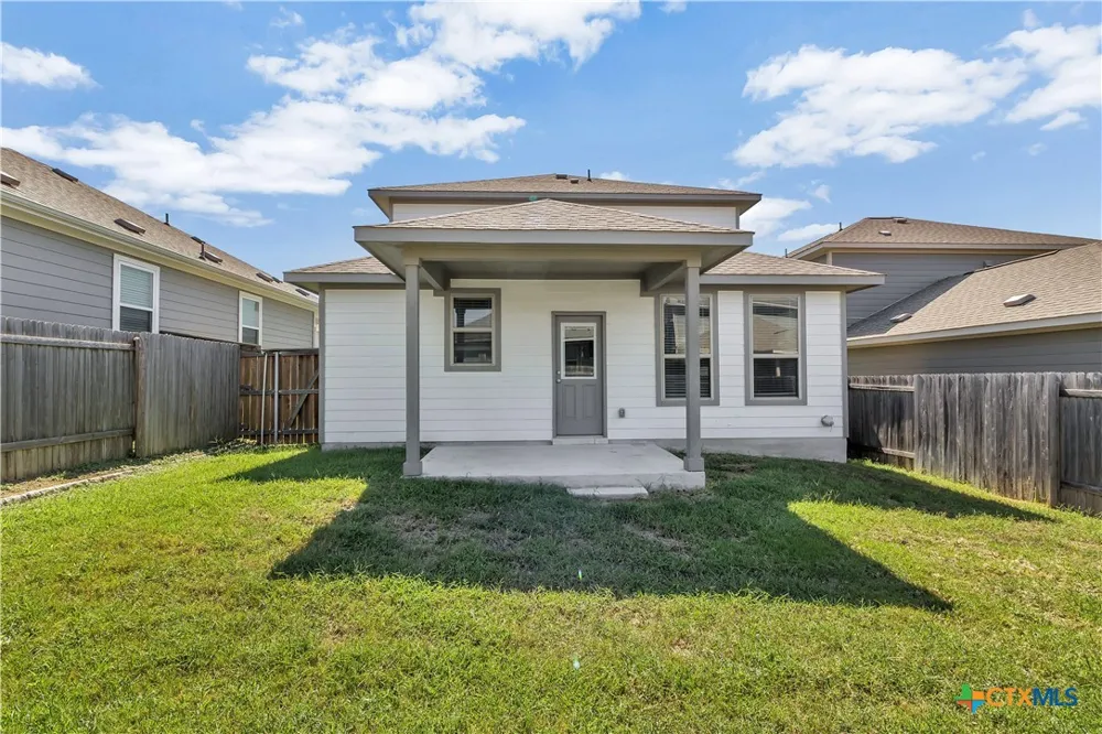 128 Old Stagecoach Road Jarrell, TX 76537