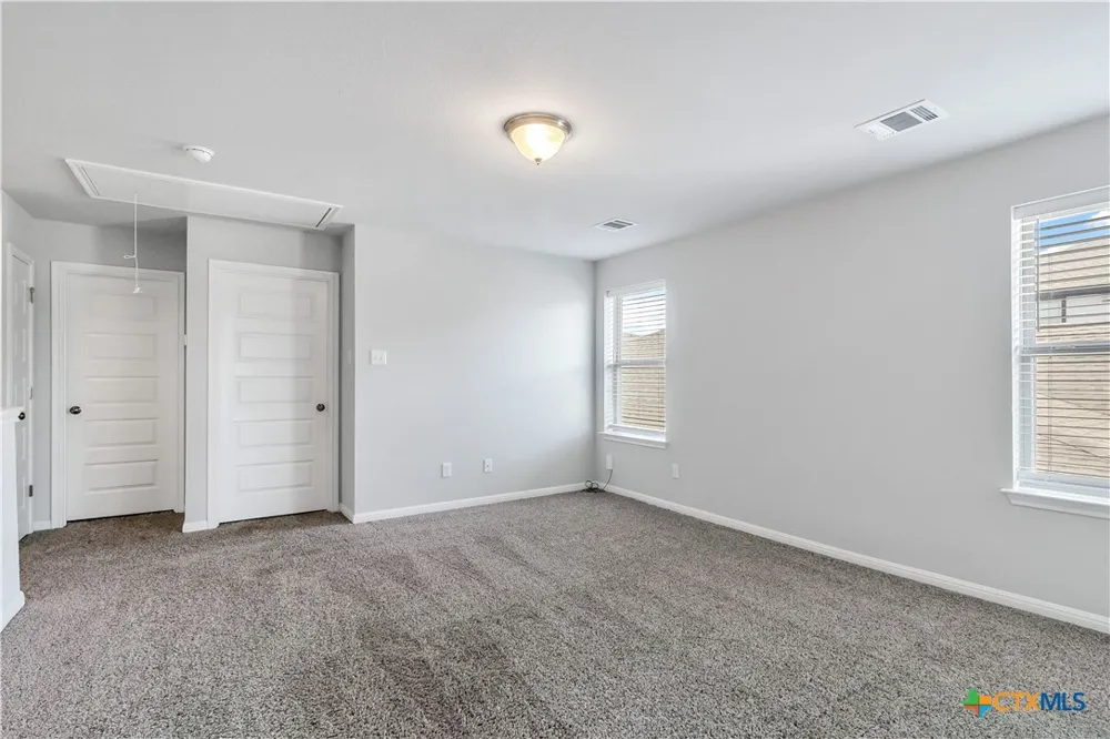 128 Old Stagecoach Road Jarrell, TX 76537