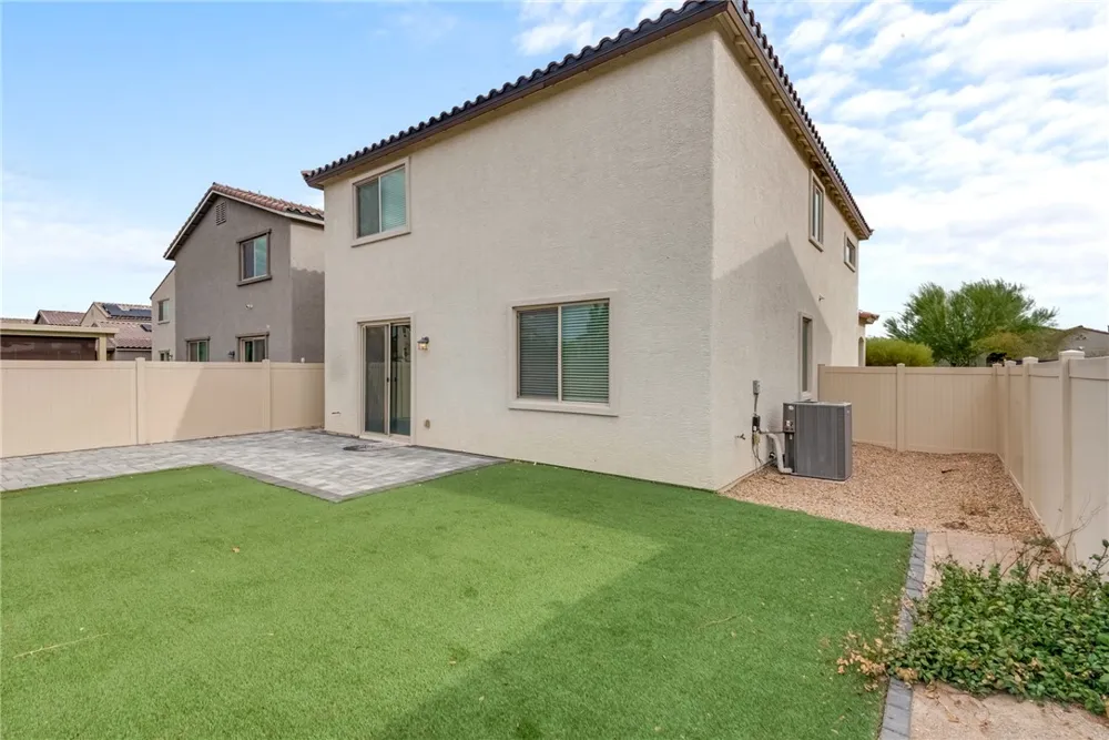 126 Pivot Avenue North Las Vegas, NV 89031