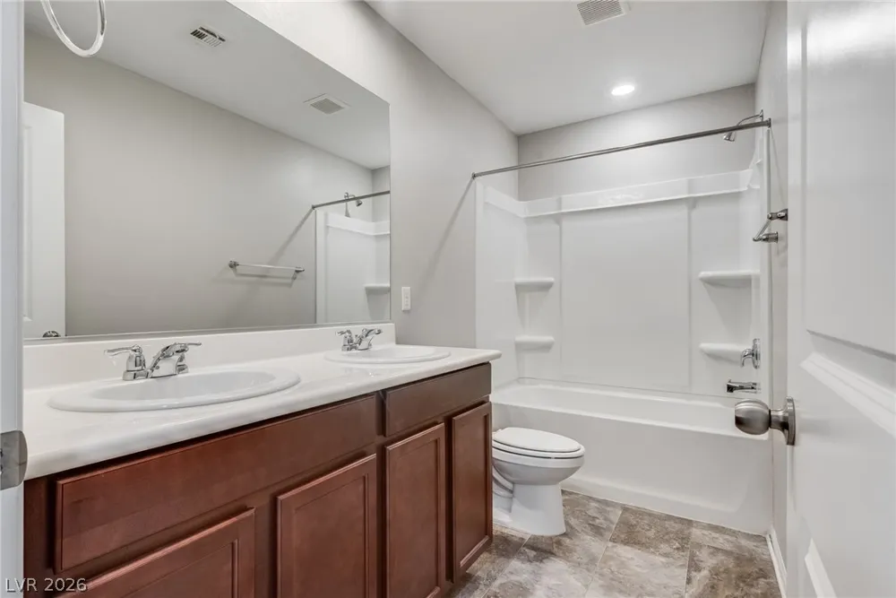 126 Pivot Avenue North Las Vegas, NV 89031
