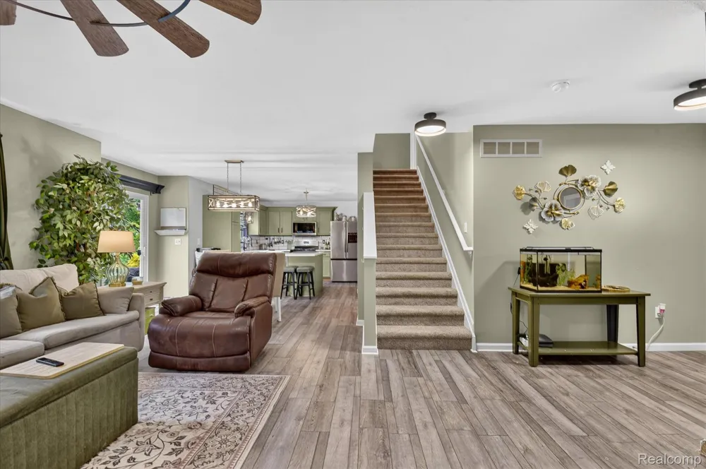 1863 Greton Drive Frenchtown Township, MI 48162