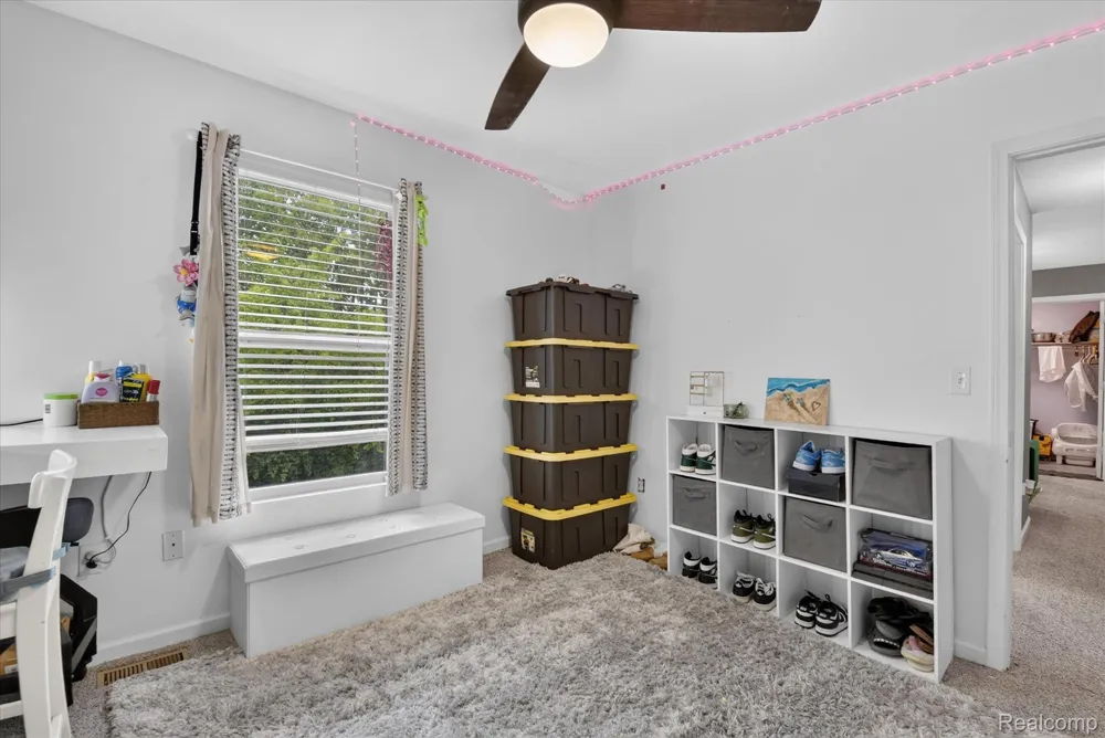 1863 Greton Drive Frenchtown Township, MI 48162