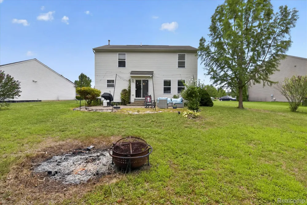 1863 Greton Drive Frenchtown Township, MI 48162