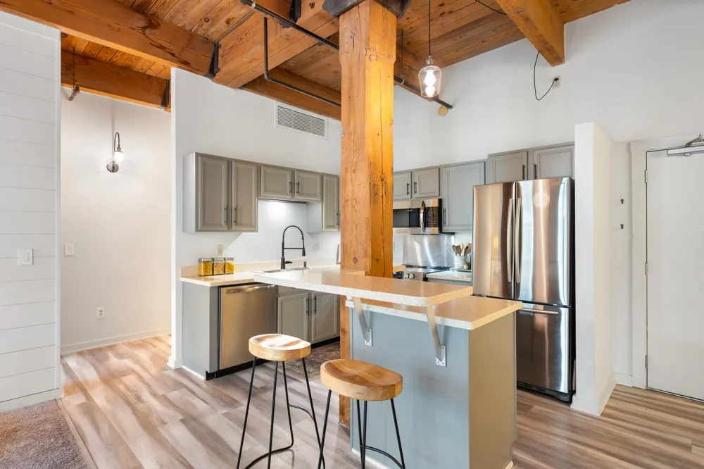 940 Monroe Avenue NW #221 Grand Rapids City, MI 49503