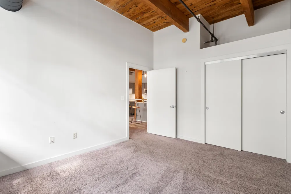 940 Monroe Avenue NW #221 Grand Rapids City, MI 49503