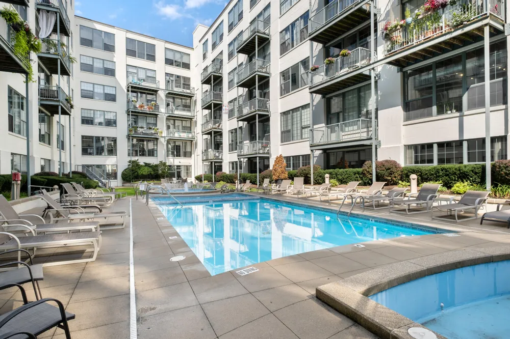940 Monroe Avenue NW #221 Grand Rapids City, MI 49503
