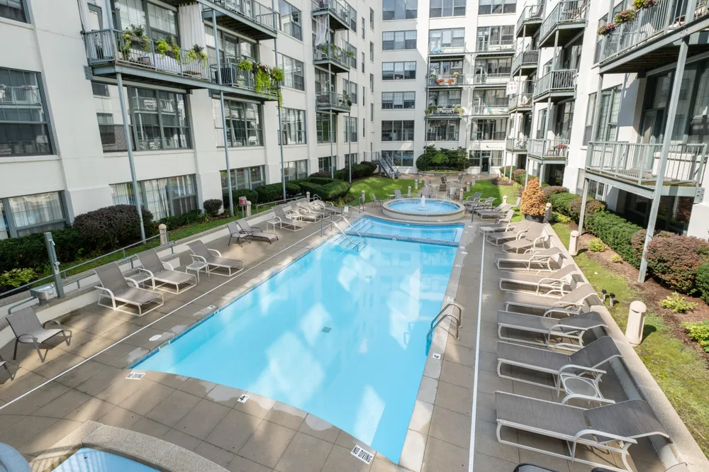 940 Monroe Avenue NW #221 Grand Rapids City, MI 49503