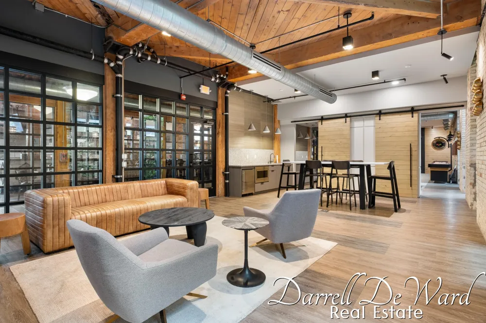 940 Monroe Avenue NW #221 Grand Rapids City, MI 49503
