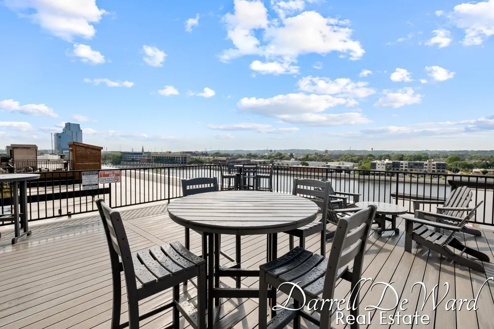 940 Monroe Avenue NW #221 Grand Rapids City, MI 49503
