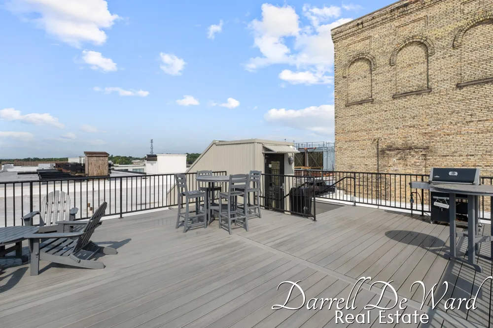 940 Monroe Avenue NW #221 Grand Rapids City, MI 49503
