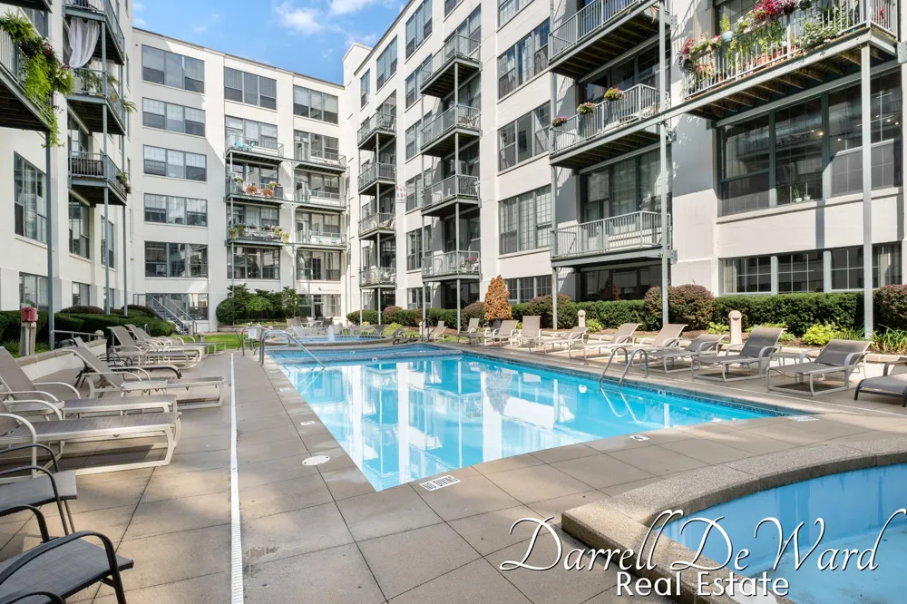 940 Monroe Avenue NW #221 Grand Rapids City, MI 49503