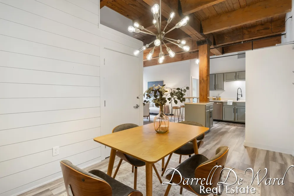 940 Monroe Avenue NW #221 Grand Rapids City, MI 49503