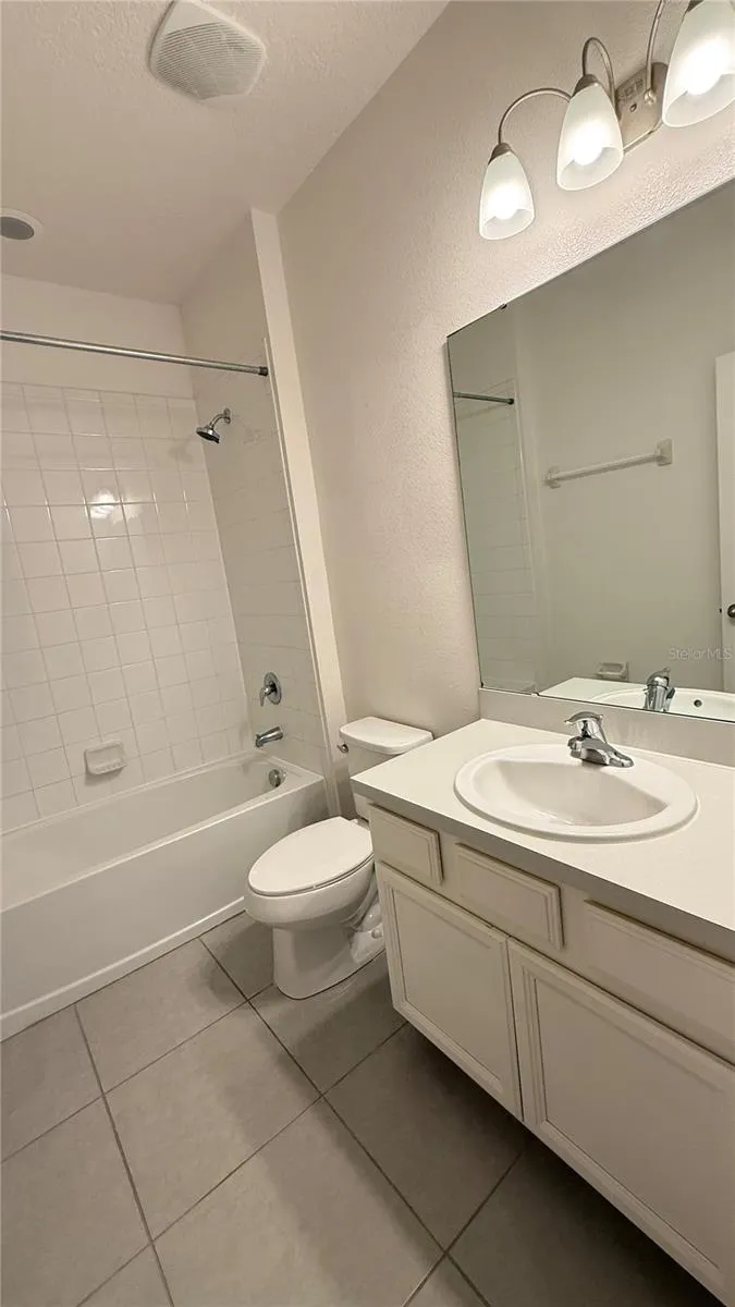 4420 GUMBO LIMBO DRIVE Orlando, FL 32822