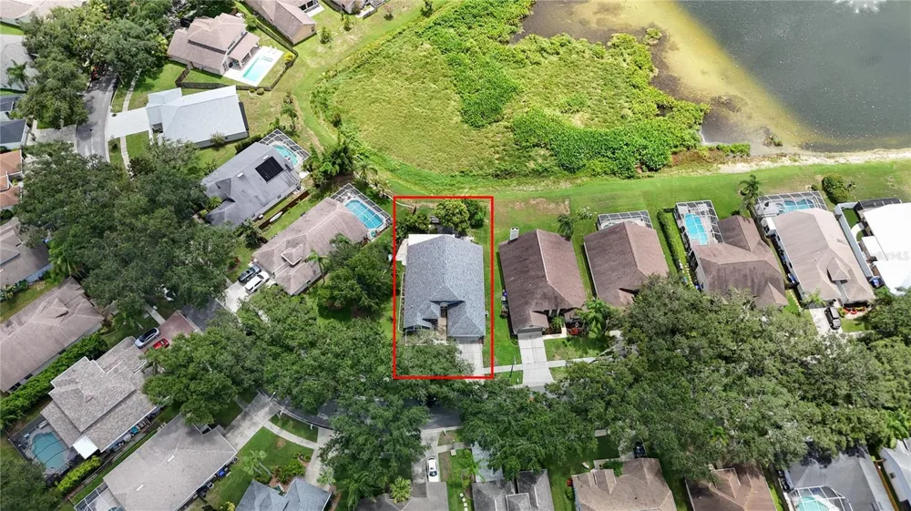 16505 LAKE HEATHER DRIVE Tampa, FL 33618