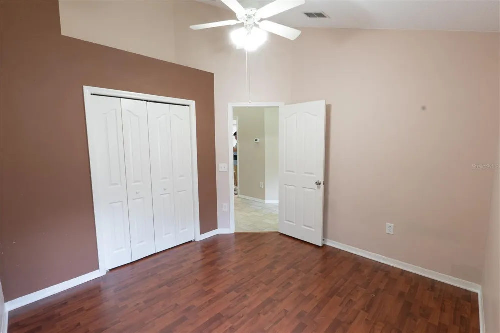16505 LAKE HEATHER DRIVE Tampa, FL 33618
