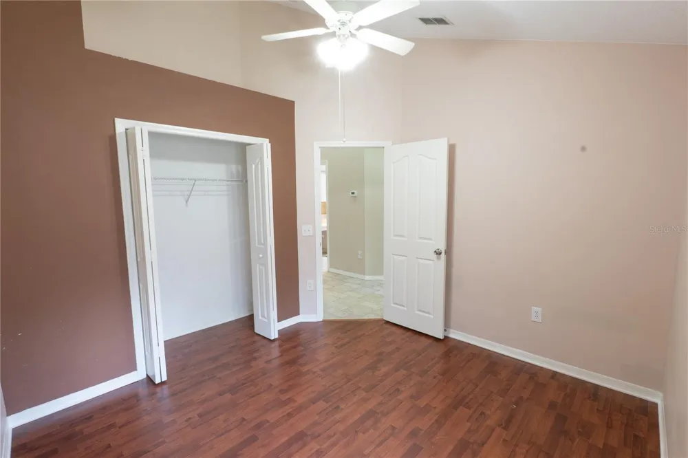 16505 LAKE HEATHER DRIVE Tampa, FL 33618