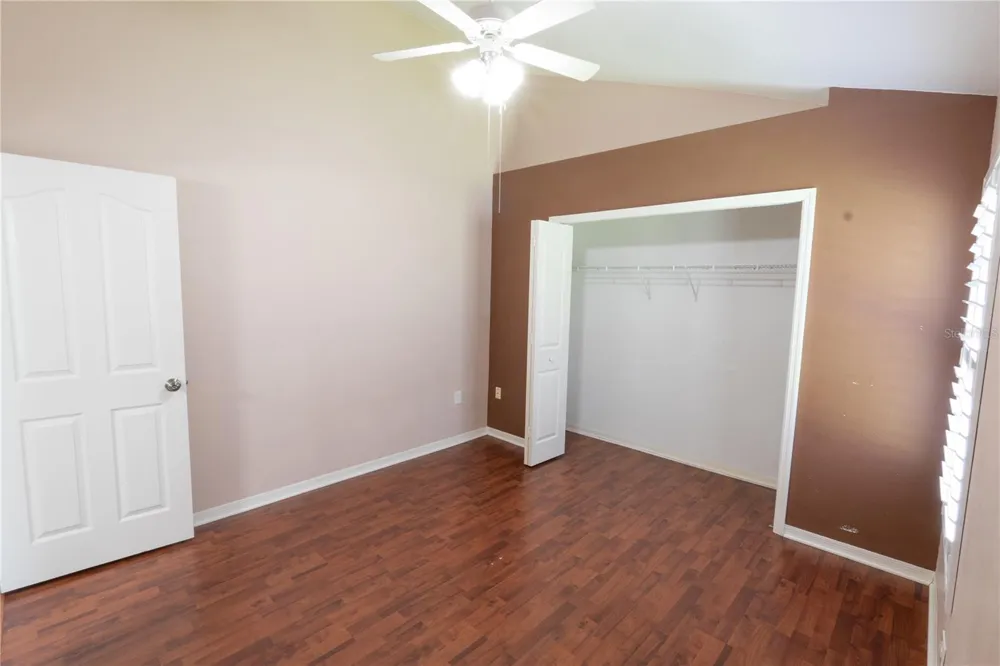 16505 LAKE HEATHER DRIVE Tampa, FL 33618