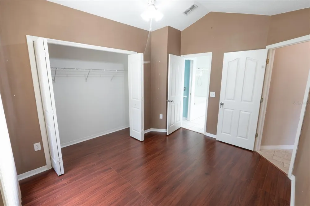 16505 LAKE HEATHER DRIVE Tampa, FL 33618