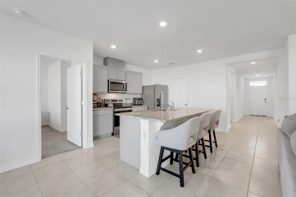 11400 AMBER RIDGE DRIVE Zellwood, FL 32798