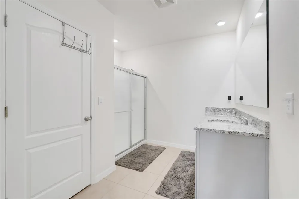 11400 AMBER RIDGE DRIVE Zellwood, FL 32798