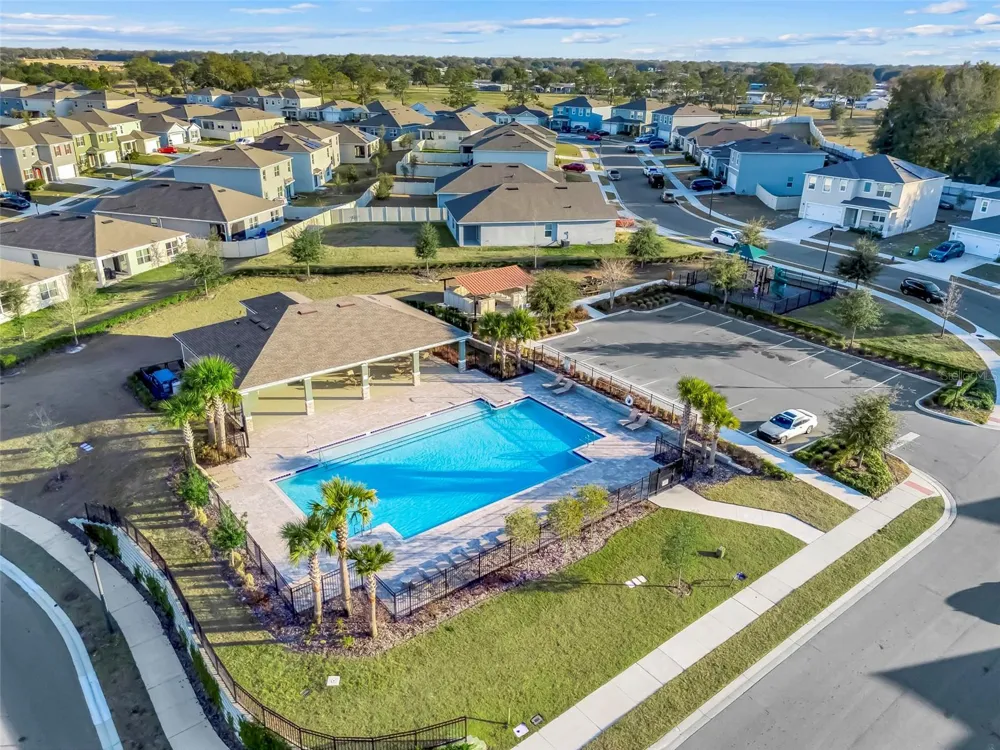 11400 AMBER RIDGE DRIVE Zellwood, FL 32798