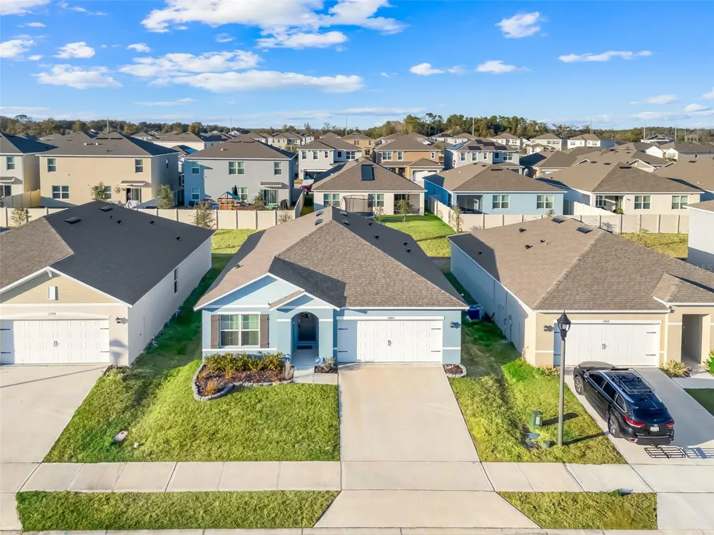 11400 AMBER RIDGE DRIVE Zellwood, FL 32798