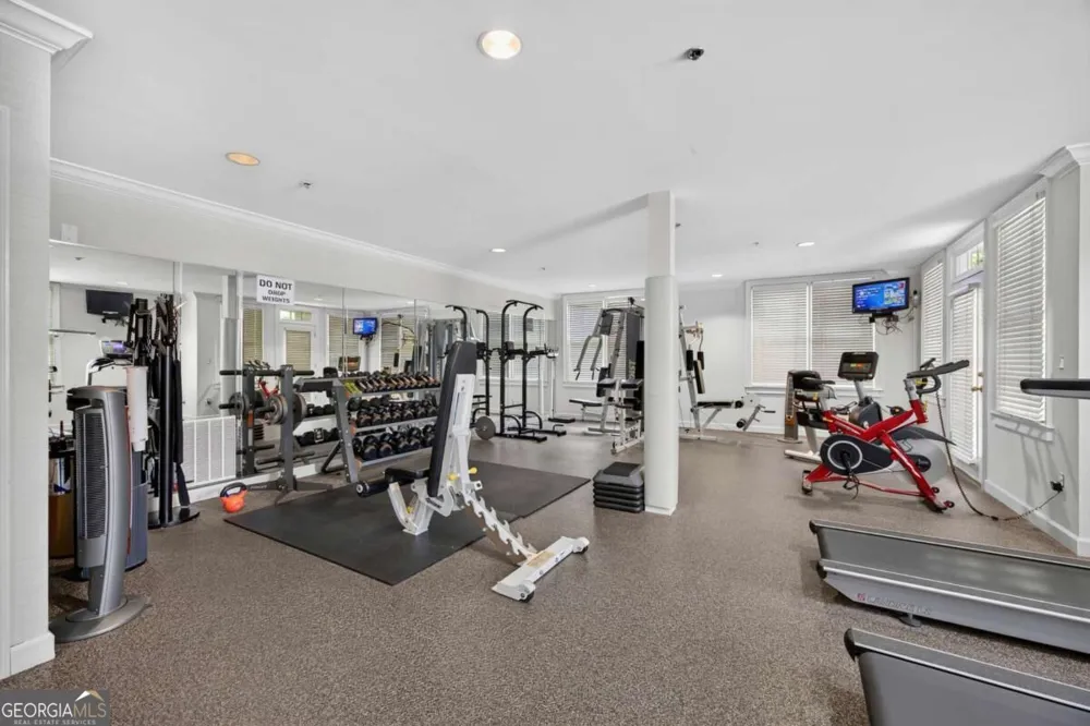 1735 Peachtree ST NE Atlanta, GA 30309