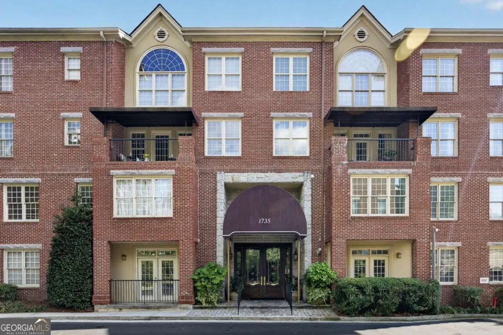 1735 Peachtree ST NE Atlanta, GA 30309