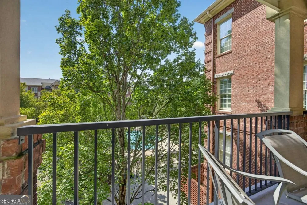 1735 Peachtree ST NE Atlanta, GA 30309