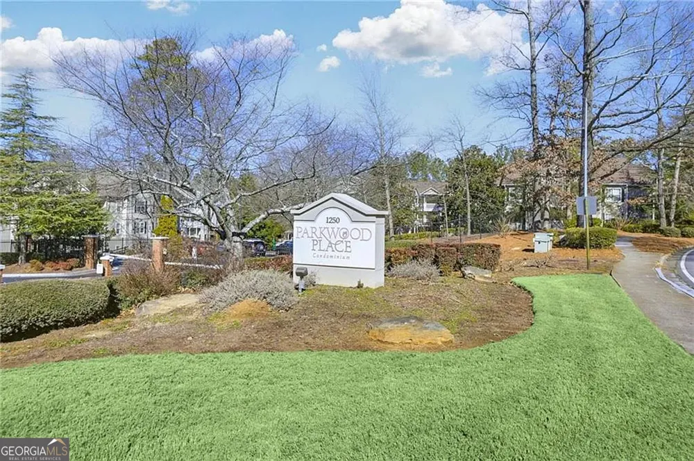 1250 Parkwood CIR SE Atlanta, GA 30339