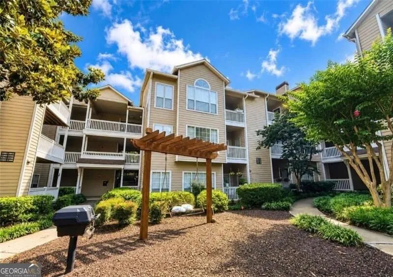 1250 Parkwood CIR SE Atlanta, GA 30339