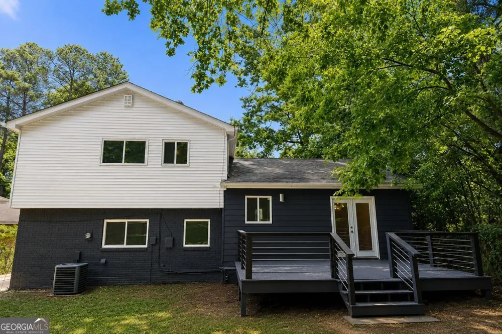 2247 Green Forrest DR Decatur, GA 30032