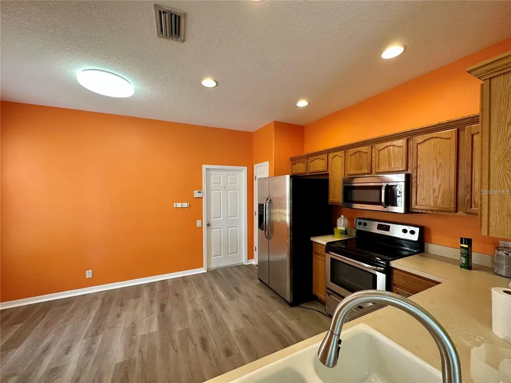 5310 61ST TERRACE St Petersburg, FL 33709