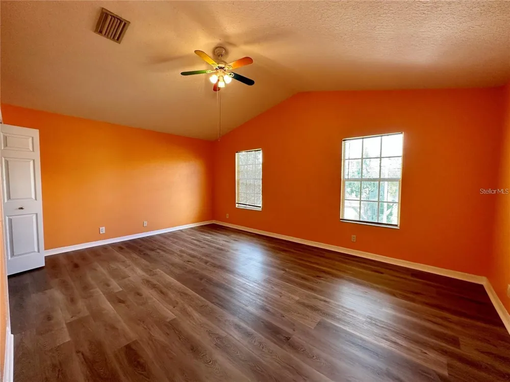 5310 61ST TERRACE St Petersburg, FL 33709