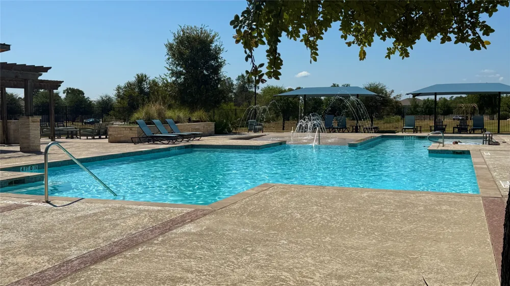 1761 Artesian Springs Crossing Leander, TX 78641