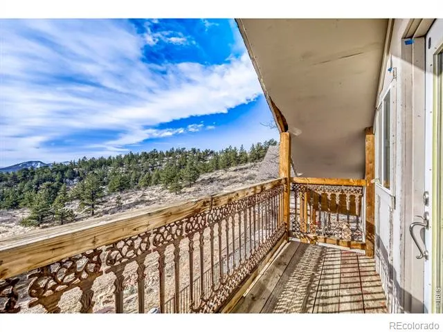 1042 Steamboat Valley Road Lyons, CO 80540