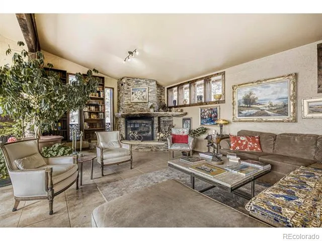 1042 Steamboat Valley Road Lyons, CO 80540
