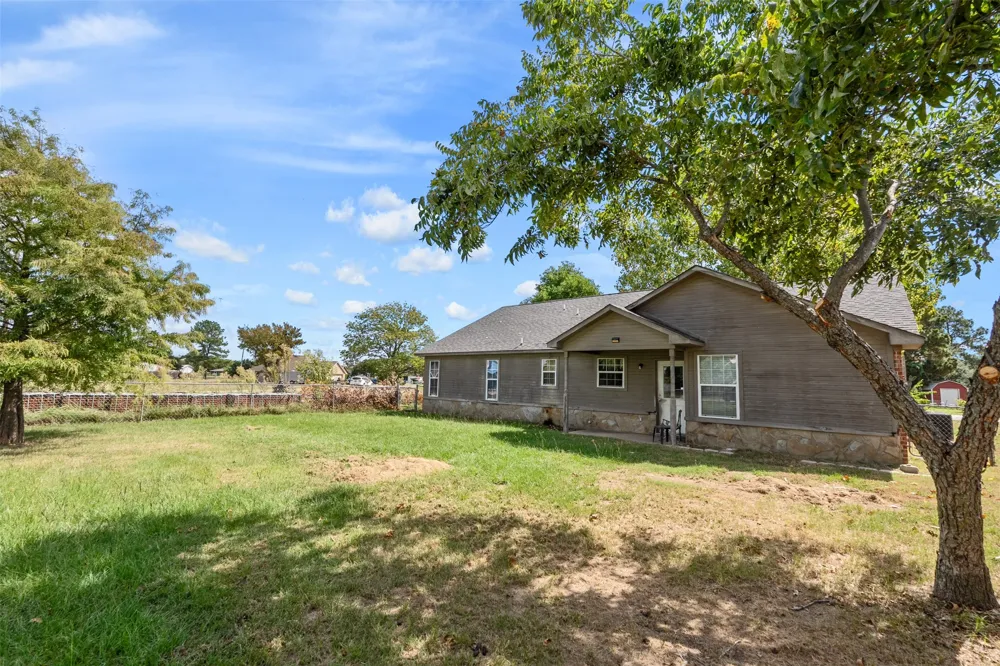 239 Seacraft Drive Gun Barrel City, TX 75156